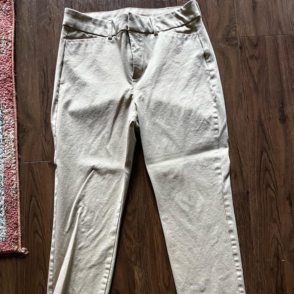 old navy khaki pixie pants. never worn